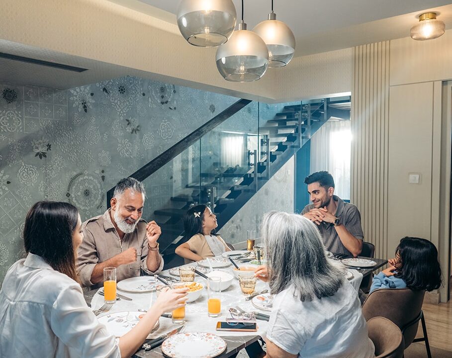 Embassy-Grove-Dining-Level