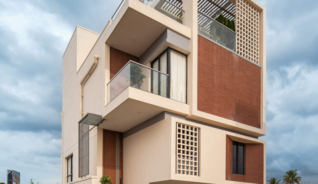 pelican-square-model-villa