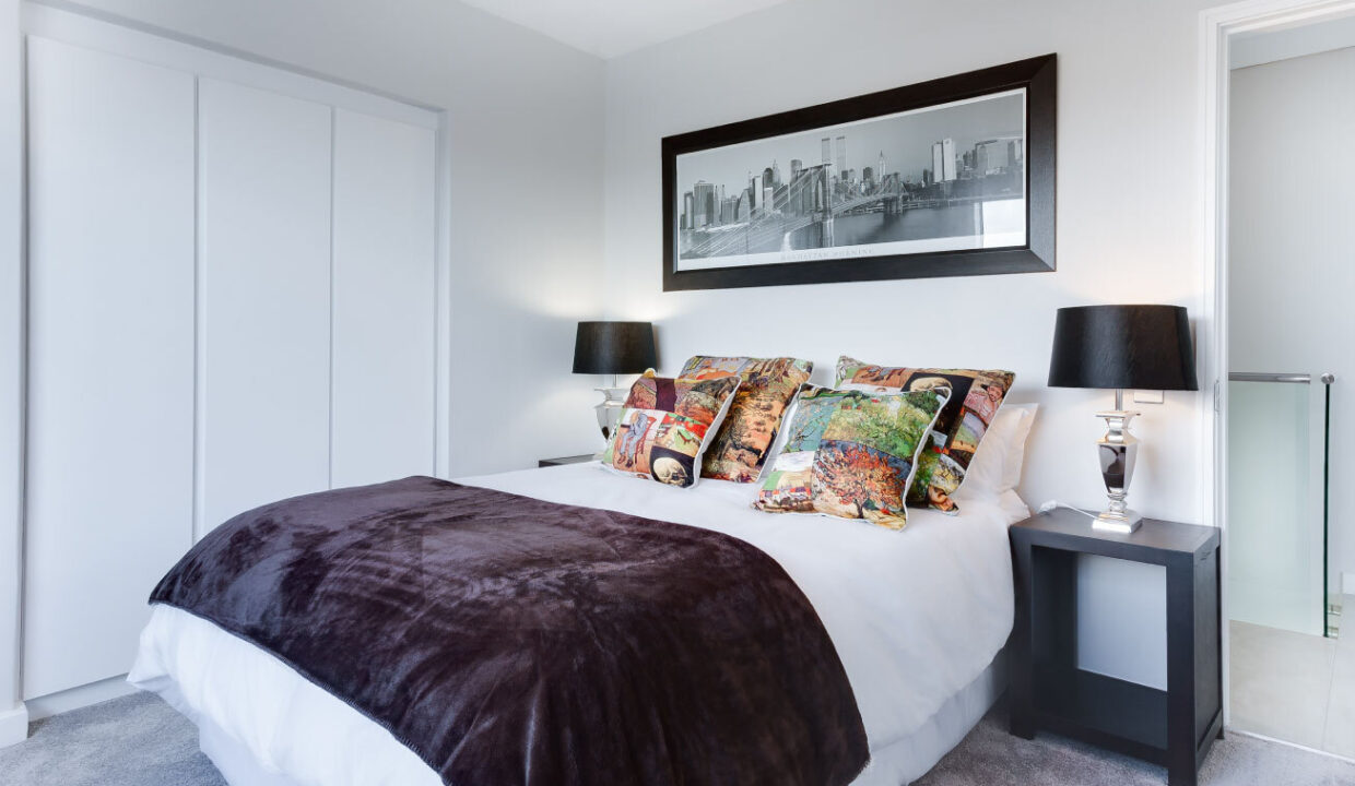 Pleasant_bedroom