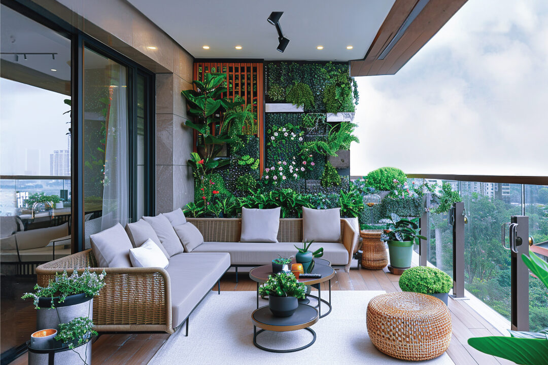Balcony_1080-x-1080_onAd